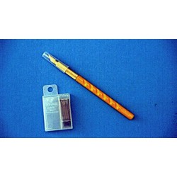 ART KNIFE